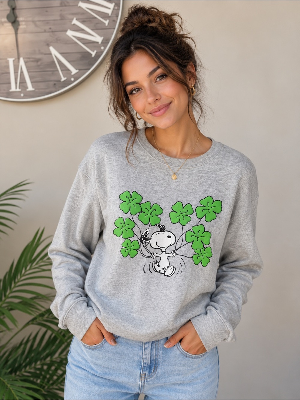 NWT Peanuts Gray Sweatshirt with Snoopy & Green Shamrocks